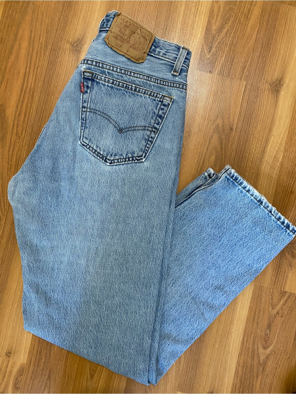 VINTAGE LEVI’S 1993 501s straight leg button fly denim jeans size 30